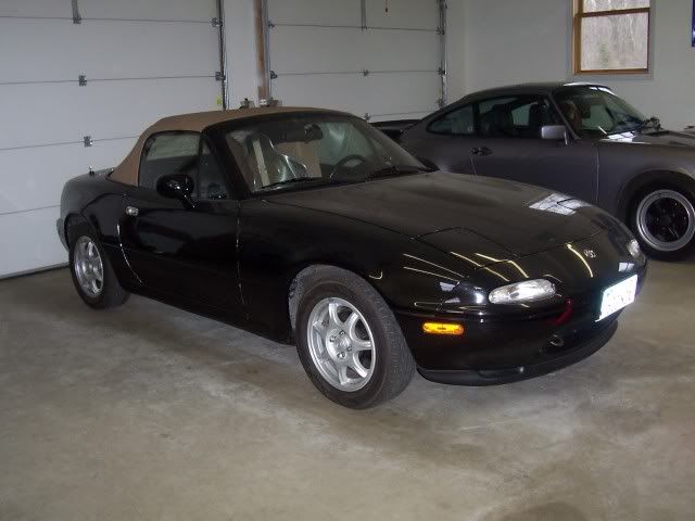  photo BlackMiata2.jpg